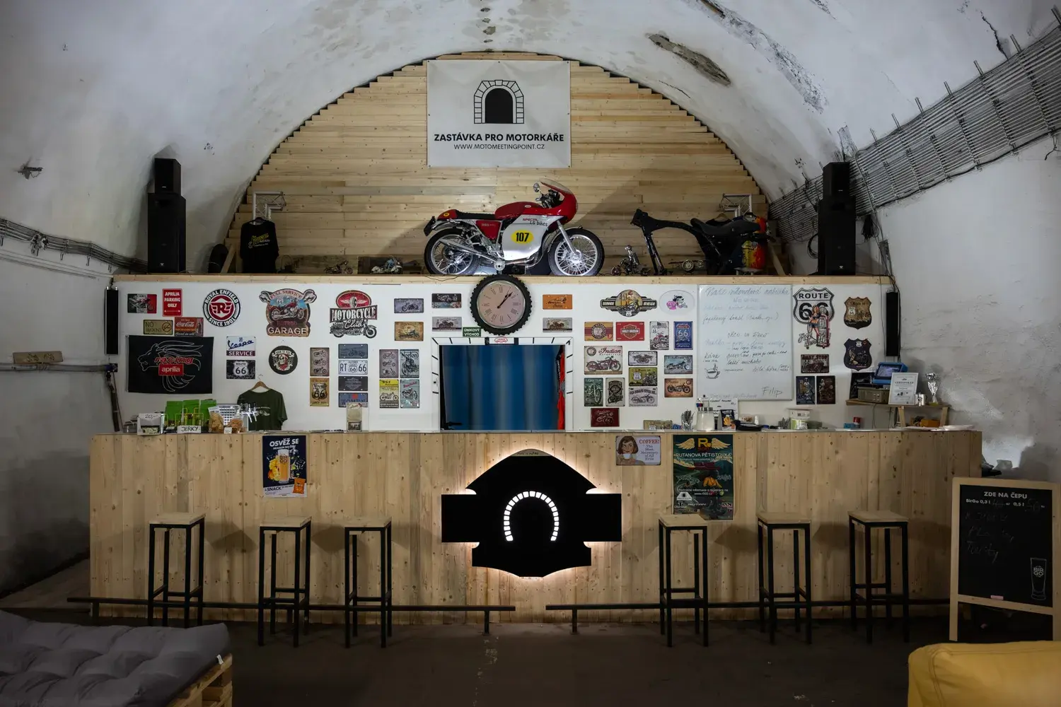 Bar motorkářů