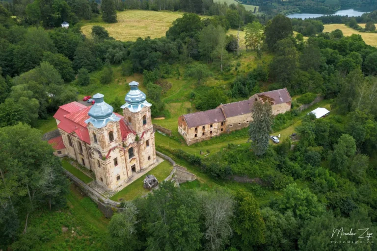 Skoky